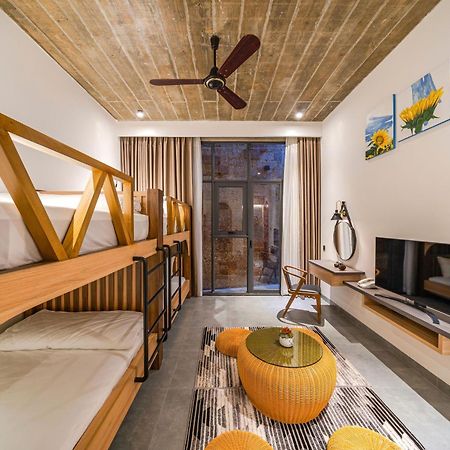 Tournesol Villa Dalat Екстериор снимка